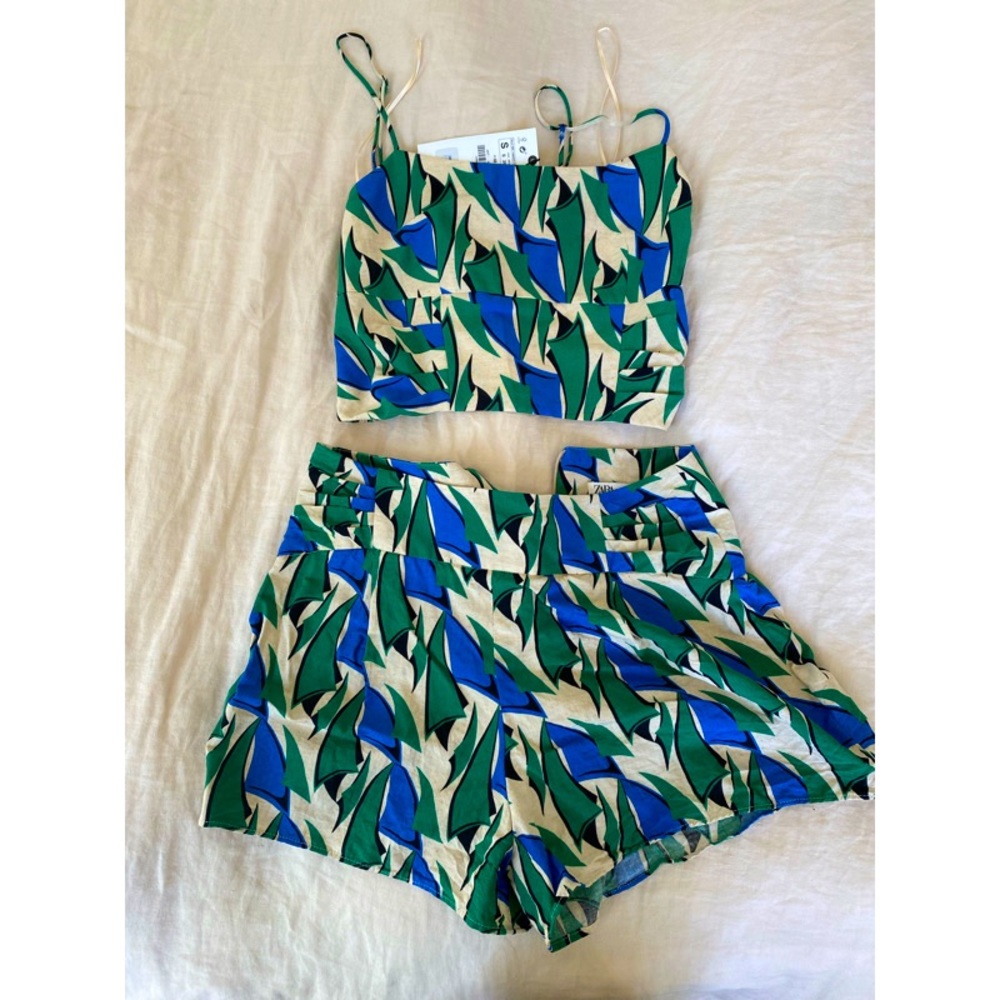 Zara 2 piece summer crop top and shorts set - size small